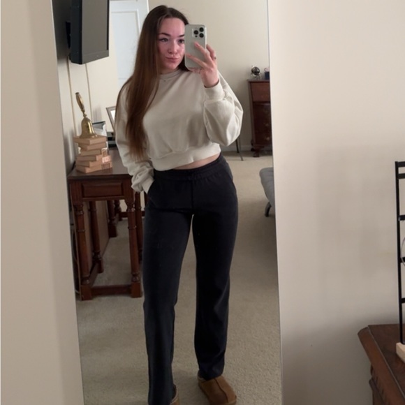 Meet your Posher, Charlotte - Picture 4 of 7